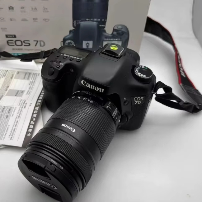 Original Canon 7D with 18135mm lens in good condition digital camera 18MP DSLR camera