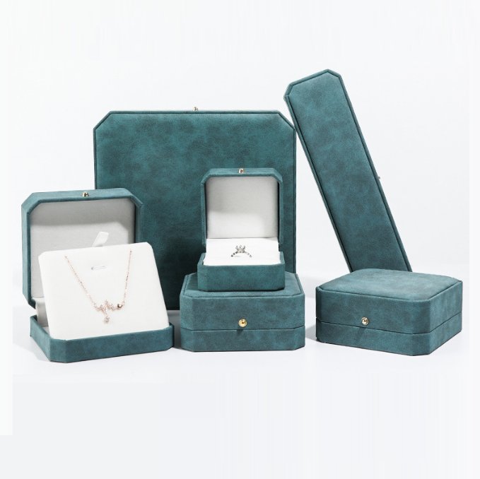 Wholesale best price PU leather jewelry box Oem logo unique jewelry box octagonal jewelry box with gold buckle