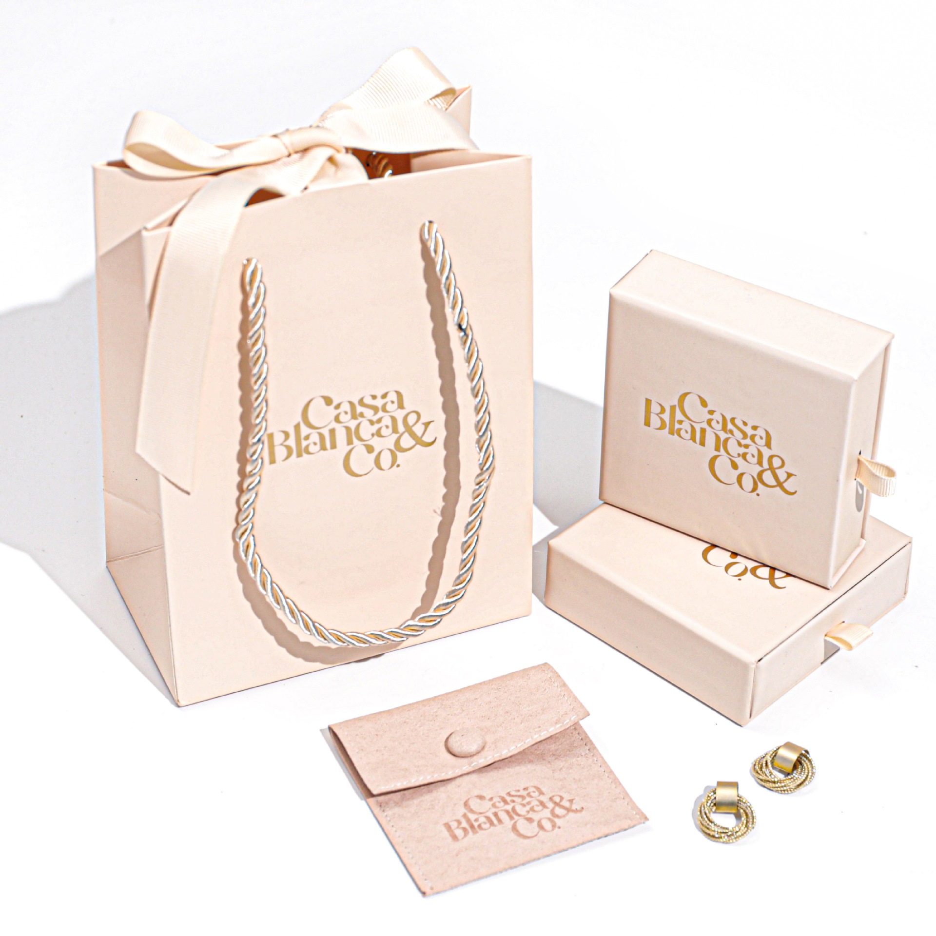 Customized Printing Brand Logo Design Promotion Luxury Clothing Retail Gifts Shopping Black Jewelry Paper Bag with Handle